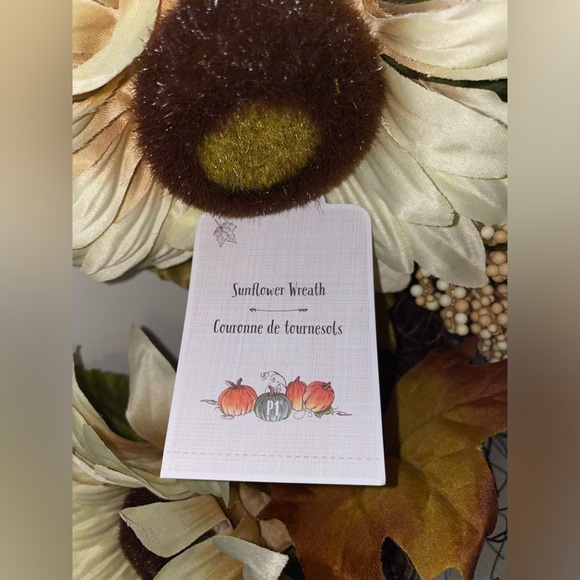 Fall Sunflower Wreath - Picture 6 of 7